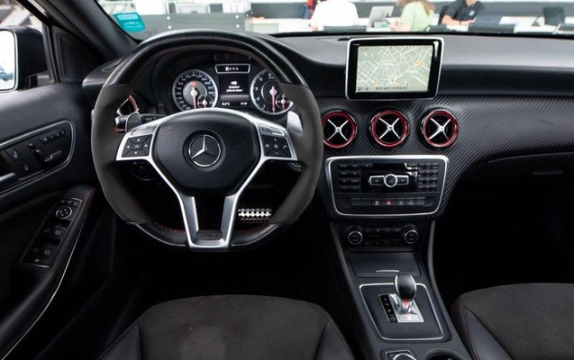 imagem-https://www.socarrao.com.br/sc-vehicle-images-prod/3665402/1789574069182-8453283_6_B_8af7de3c3b.jpeg