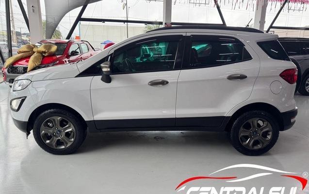 imagem-https://www.socarrao.com.br/sc-vehicle-images-prod/3665524/1788612368786-c83892abb0704384a64e1940a4710a30_1788612290395.jpg
