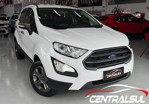 Ford EcoSport 2018 Branco — foto 1 de 3