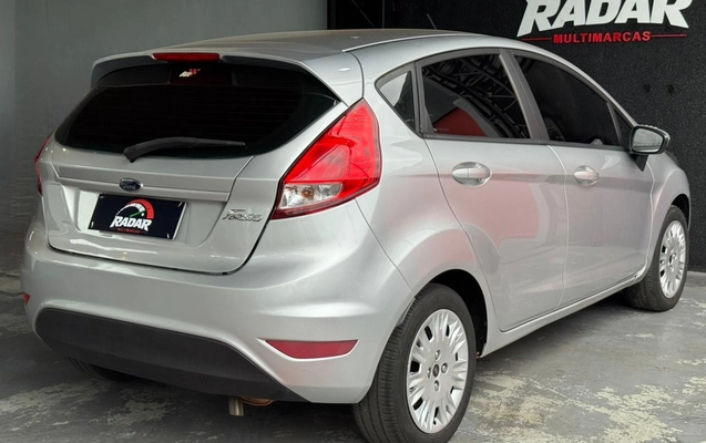 imagem-https://www.socarrao.com.br/sc-vehicle-images-prod/3665561/1788612695336-V2hhdHNBcHAgSW1hZ2UgMjAyNi0wOS0wMSBhdCAxMS41OC4wNC5qcGVn.jpeg