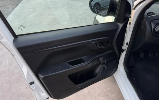 imagem-https://www.socarrao.com.br/sc-vehicle-images-prod/3665850/1788613217330-003_bfa2114639839cd4e185daa87dc1745b.jpeg