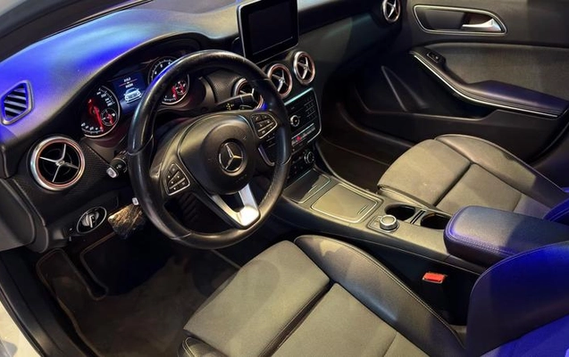 imagem-https://www.socarrao.com.br/sc-vehicle-images-prod/3665873/1789161457512-8449705_5_B_8e7eb13097.jpeg