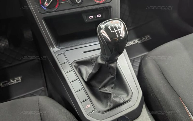 imagem-https://www.socarrao.com.br/sc-vehicle-images-prod/3665874/1788987147757-8404516_1_B_e151dc611e.jpeg