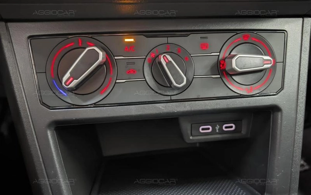 imagem-https://www.socarrao.com.br/sc-vehicle-images-prod/3665874/1788987147758-8404516_0_B_12b7c47cc8.jpeg