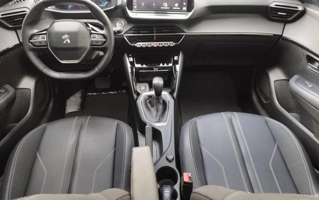 imagem-https://www.socarrao.com.br/sc-vehicle-images-prod/3665876/1789225005157-8402075_7_B_86c4dd0040.jpeg