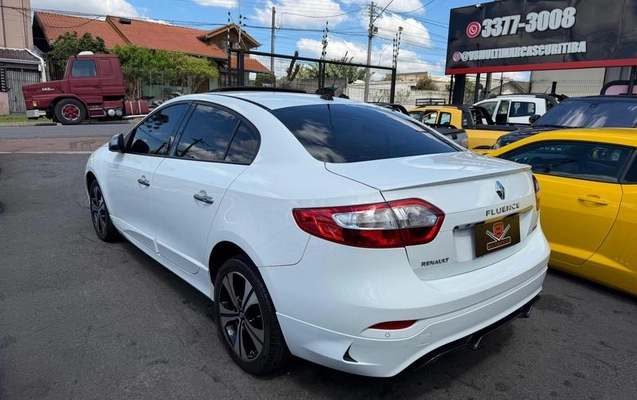 imagem-https://www.socarrao.com.br/sc-vehicle-images-prod/3666113/1788616333711-8443412_2_B_366ba4ff3a.jpeg