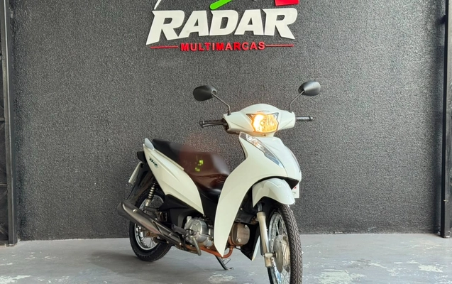 imagem-https://www.socarrao.com.br/sc-vehicle-images-prod/3666191/1788614293034-V2hhdHNBcHAgSW1hZ2UgMjAyNi0wOC0yMCBhdCAxNS4wMC4zMyAoMSkuanBlZw.jpeg