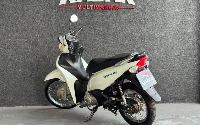 imagem-https://www.socarrao.com.br/sc-vehicle-images-prod/3666191/1788614293133-V2hhdHNBcHAgSW1hZ2UgMjAyNi0wOC0yMCBhdCAxNS4wMC4zNy5qcGVn.jpeg