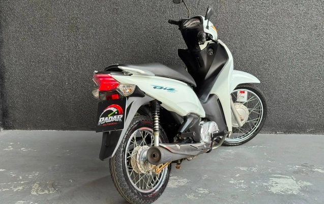imagem-https://www.socarrao.com.br/sc-vehicle-images-prod/3666191/1788614293198-V2hhdHNBcHAgSW1hZ2UgMjAyNi0wOC0yMCBhdCAxNS4wMC4zNi5qcGVn.jpeg
