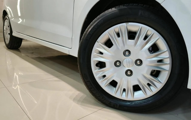 imagem-https://www.socarrao.com.br/sc-vehicle-images-prod/3666192/1788614295636-003_551482932ddaa612584bef5ac26e81ea.jpeg