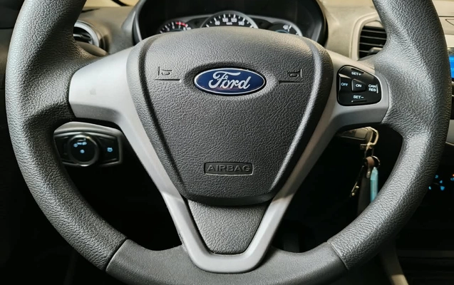 imagem-https://www.socarrao.com.br/sc-vehicle-images-prod/3666192/1788614295640-003_b372c51c5426b48d84af169c0f0ec851.jpeg