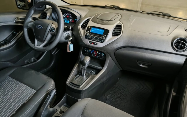 imagem-https://www.socarrao.com.br/sc-vehicle-images-prod/3666192/1788614295643-003_535ca6ce11aeacdeba5fe1d16aa5c8a5.jpeg
