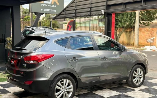 imagem-https://www.socarrao.com.br/sc-vehicle-images-prod/3666198/1788614475790-8287026_4_B_67e6b07a25.jpeg