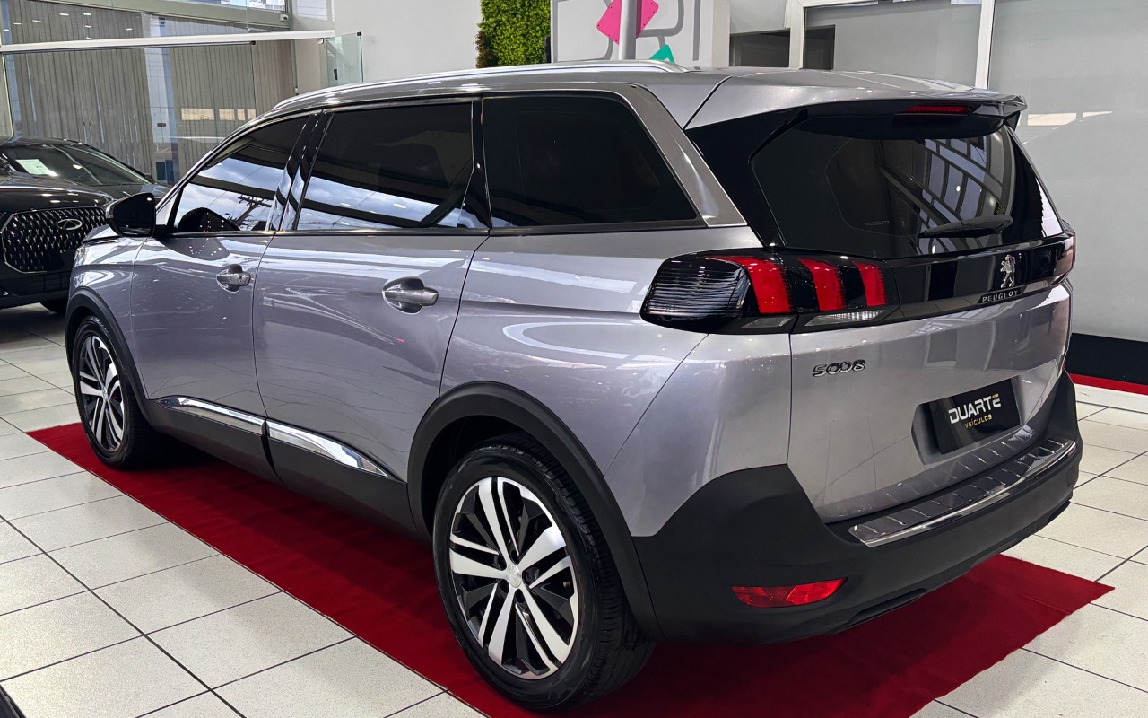 imagem-https://www.socarrao.com.br/sc-vehicle-images-prod/3666250/1788614577068-MDA1LmpwZw.jpg