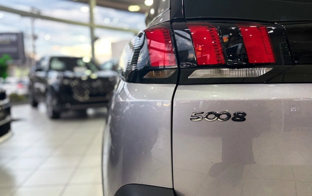 imagem-https://www.socarrao.com.br/sc-vehicle-images-prod/3666250/1788614577199-MDA3LmpwZw.jpg