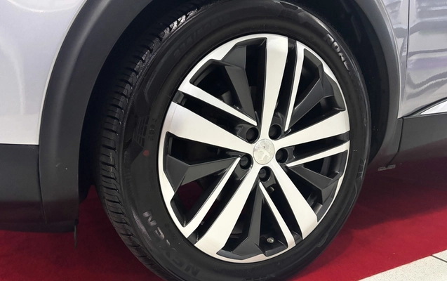 imagem-https://www.socarrao.com.br/sc-vehicle-images-prod/3666250/1788614577306-MDA5LmpwZw.jpg