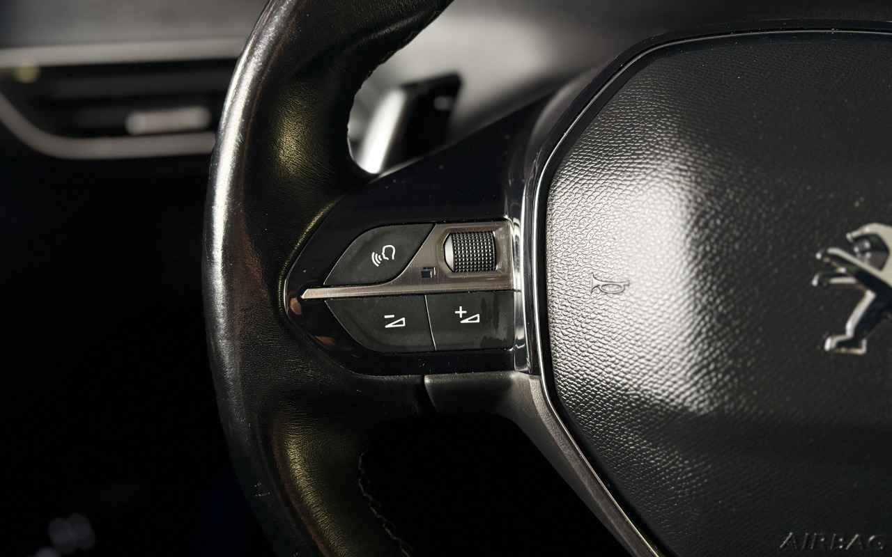 imagem-https://www.socarrao.com.br/sc-vehicle-images-prod/3666250/1788614577434-MDExLmpwZw.jpg