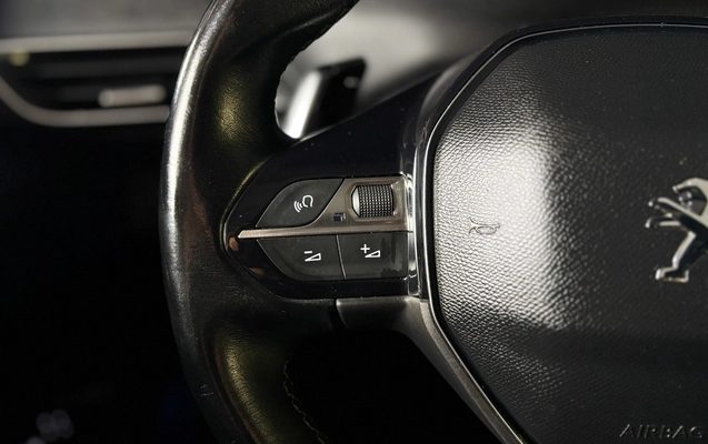 imagem-https://www.socarrao.com.br/sc-vehicle-images-prod/3666250/1788614577434-MDExLmpwZw.jpg