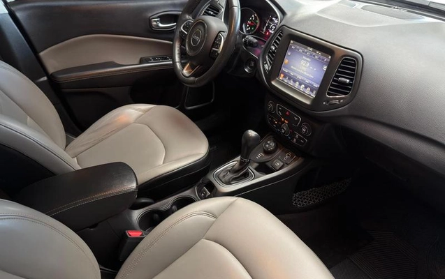 imagem-https://www.socarrao.com.br/sc-vehicle-images-prod/3666549/1788964146094-8444155_11_B_b2c95257bc.jpeg