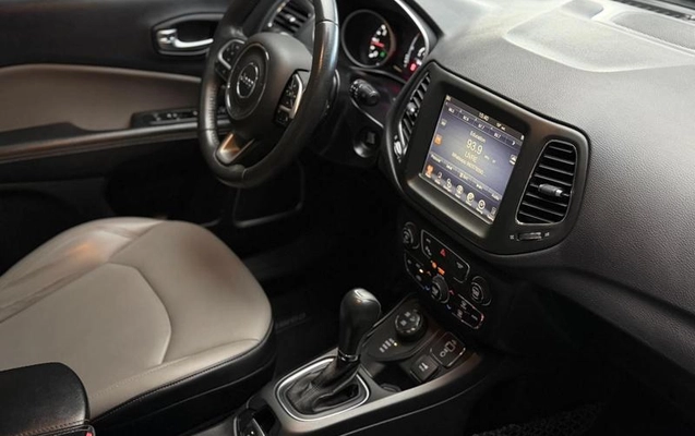 imagem-https://www.socarrao.com.br/sc-vehicle-images-prod/3666549/1788964146096-8444155_12_B_a7a7258eb1.jpeg