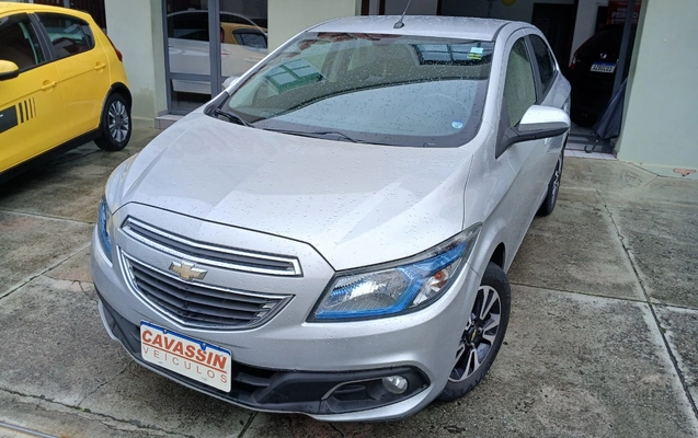 imagem-https://www.socarrao.com.br/sc-vehicle-images-prod/3666555/1788615332717-MTc4ODYxNDkxMjE2NDUyNTk1MzA5NDMwOTc0NTIxMTAuanBn.jpg