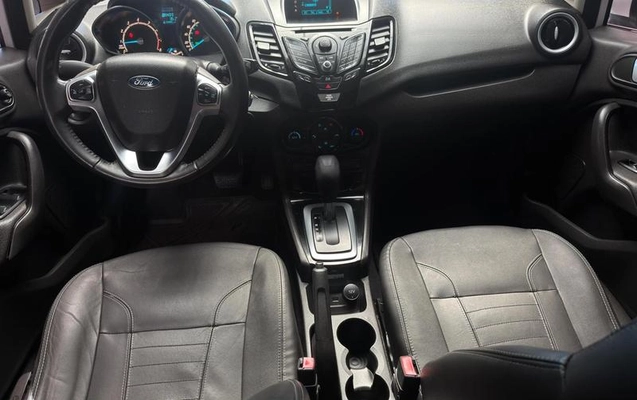 imagem-https://www.socarrao.com.br/sc-vehicle-images-prod/3666576/1789154587239-8403016_1_B_d6579eb243.jpeg