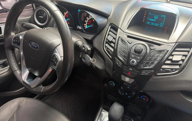 imagem-https://www.socarrao.com.br/sc-vehicle-images-prod/3666576/1789154587240-8403016_5_B_aa8061082d.jpeg