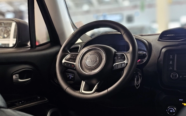 imagem-https://www.socarrao.com.br/sc-vehicle-images-prod/3666635/1788615545372-1_060115.jpg