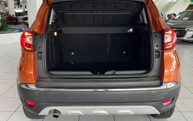imagem-https://www.socarrao.com.br/sc-vehicle-images-prod/3666672/1789391315840-8452636_8_B_42b5c36169.jpeg