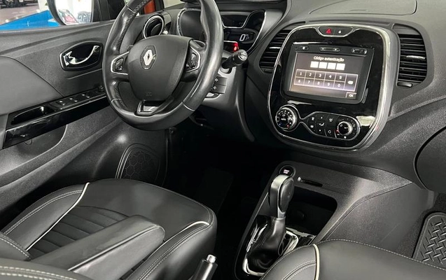 imagem-https://www.socarrao.com.br/sc-vehicle-images-prod/3666672/1789391315855-8452636_13_B_50c58cfea3.jpeg