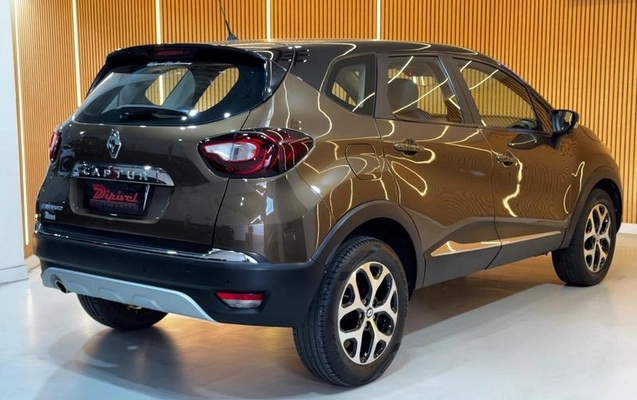 imagem-https://www.socarrao.com.br/sc-vehicle-images-prod/3666710/1789139491829-8418449_7_B_b91ef3c856.jpeg