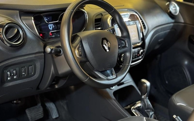 imagem-https://www.socarrao.com.br/sc-vehicle-images-prod/3666710/1789139491832-8418449_9_B_8dc5e286c6.jpeg