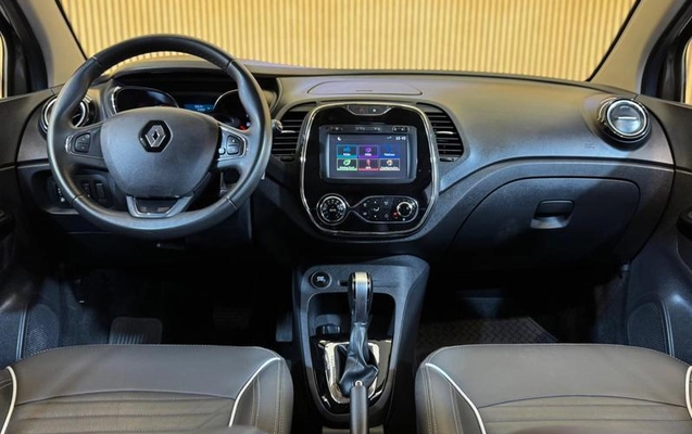 imagem-https://www.socarrao.com.br/sc-vehicle-images-prod/3666710/1789139491840-8418449_13_B_6c25cf712e.jpeg