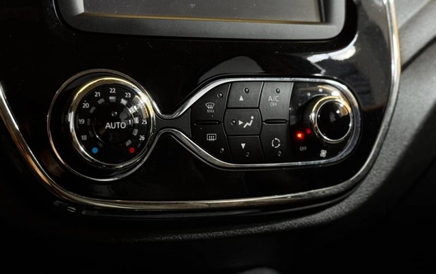 imagem-https://www.socarrao.com.br/sc-vehicle-images-prod/3666710/1789139491847-8418449_17_B_9c2fb0587a.jpeg