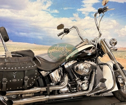 HARLEY-DAVIDSON SOFTAIL DELUXE FLSTN 2005 Branco — foto 1 de 3