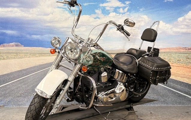 imagem-https://www.socarrao.com.br/sc-vehicle-images-prod/3666767/1788615723311-REVMVVhFIEJSQU5DQSAyMDA2XzEwLmpwZw.jpg