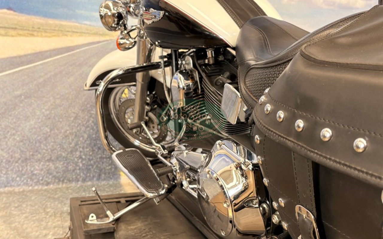 imagem-https://www.socarrao.com.br/sc-vehicle-images-prod/3666767/1788615724269-REVMVVhFIEJSQU5DQSAyMDA2XzE5LmpwZw.jpg