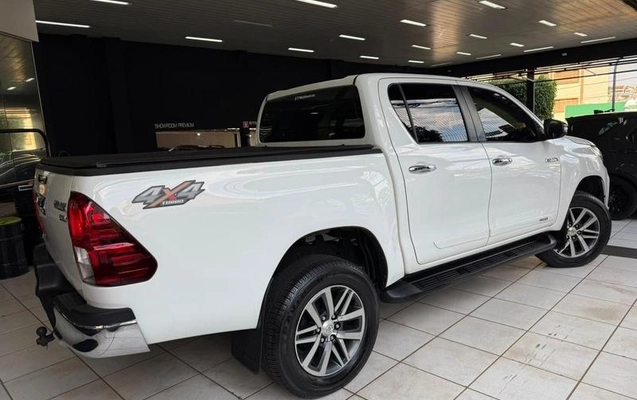 imagem-https://www.socarrao.com.br/sc-vehicle-images-prod/3666861/1788975264843-8397461_2_B_a1f776734a.jpeg