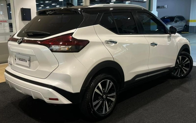 imagem-https://www.socarrao.com.br/sc-vehicle-images-prod/3666885/1788615988513-8453563_0_B_22623df69f.jpeg