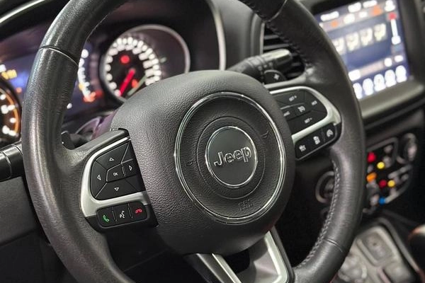 imagem-https://www.socarrao.com.br/sc-vehicle-images-prod/3666891/1789160758151-8452429_9_B_20e38281f4.jpeg
