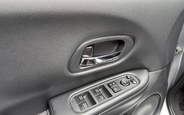 imagem-https://www.socarrao.com.br/sc-vehicle-images-prod/3667155/1789671925189-8453629_11_B_f5570c1e90.jpeg