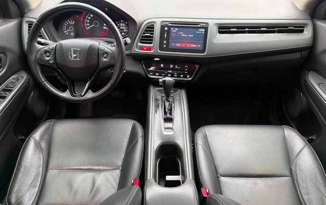 imagem-https://www.socarrao.com.br/sc-vehicle-images-prod/3667155/1789671925199-8453629_1_B_1a4834083b.jpeg