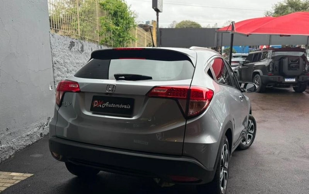 imagem-https://www.socarrao.com.br/sc-vehicle-images-prod/3667155/1789671925202-8453629_6_B_8d8ae35d1b.jpeg