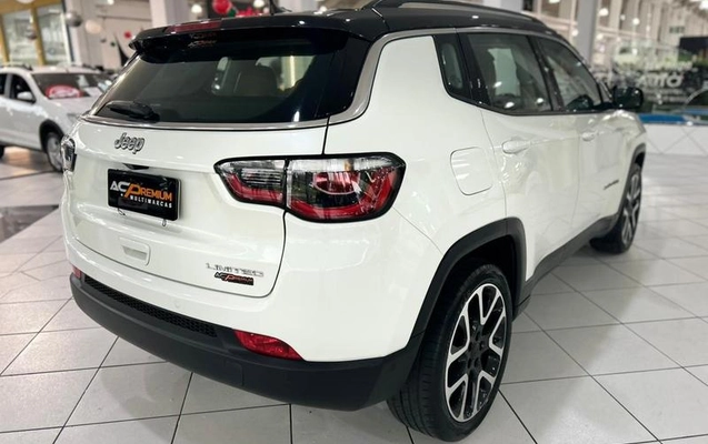 imagem-https://www.socarrao.com.br/sc-vehicle-images-prod/3667191/1789659296900-8453622_4_B_4d4e14fab4.jpeg