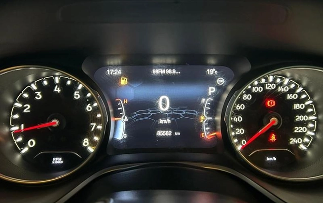imagem-https://www.socarrao.com.br/sc-vehicle-images-prod/3667191/1789659296902-8453622_15_B_c010084469.jpeg