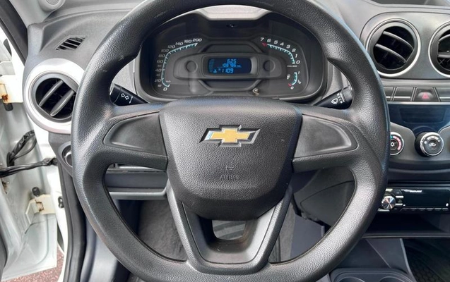 imagem-https://www.socarrao.com.br/sc-vehicle-images-prod/3667232/1788617009424-8441880_13_B_71c00d7ee7.jpeg