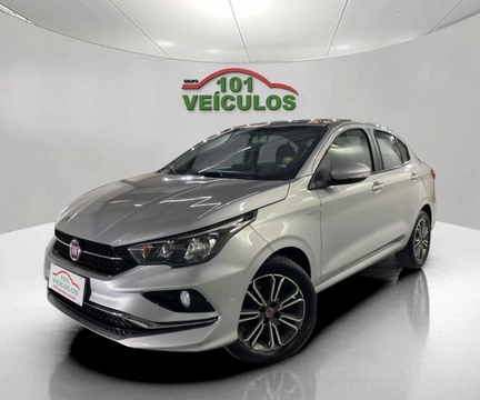 Fiat Cronos 2019 Prata — foto 1 de 3