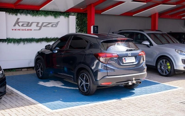 imagem-https://www.socarrao.com.br/sc-vehicle-images-prod/3667570/1789044493132-8453564_0_B_3f4a3d432a.jpeg