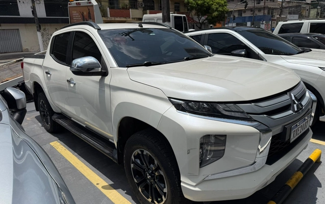 imagem-https://www.socarrao.com.br/sc-vehicle-images-prod/3667577/1788618152152-003_334ecb54951aa3dcbf770eb314ae1e81.jpeg