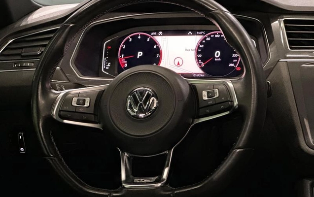 imagem-https://www.socarrao.com.br/sc-vehicle-images-prod/3667624/1789663692825-8453767_13_B_1be7994e65.jpeg